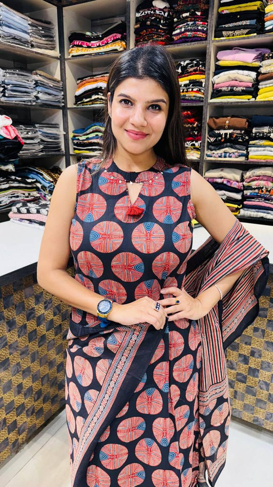 Pure fine Cotton fabric Kurti with Pant with cotton 100-100 Dupatta.(PVCRD27)