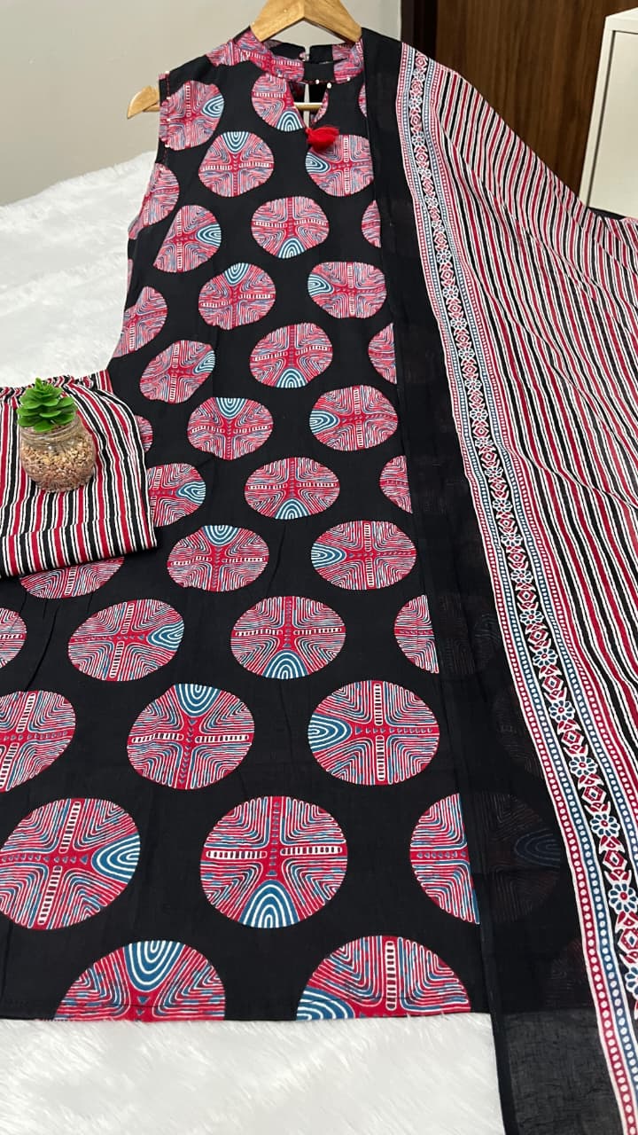 Pure fine Cotton fabric Kurti with Pant with cotton 100-100 Dupatta.(PVCRD27)