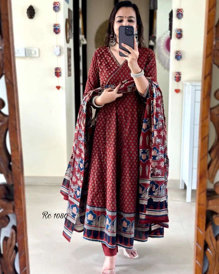 our beautiful Handblock print cotton Anaarkali 3pis dress (PVCRD81)