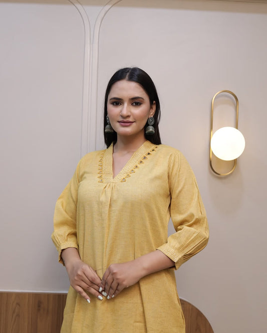 full embroidery 🌺 front with katha detailing pocket -one side pocket in kurta•(PVCD45)