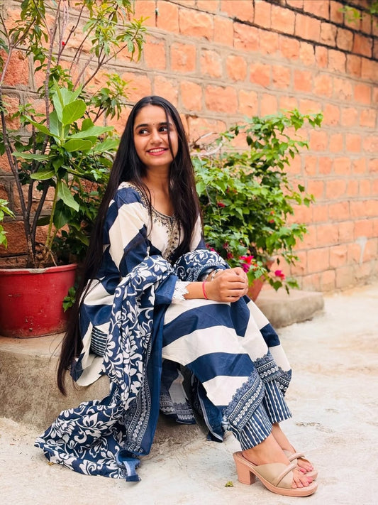 Pure fine Cotton fabric Embroidery Work Kurti with Pant with cotton (PVCRD146)