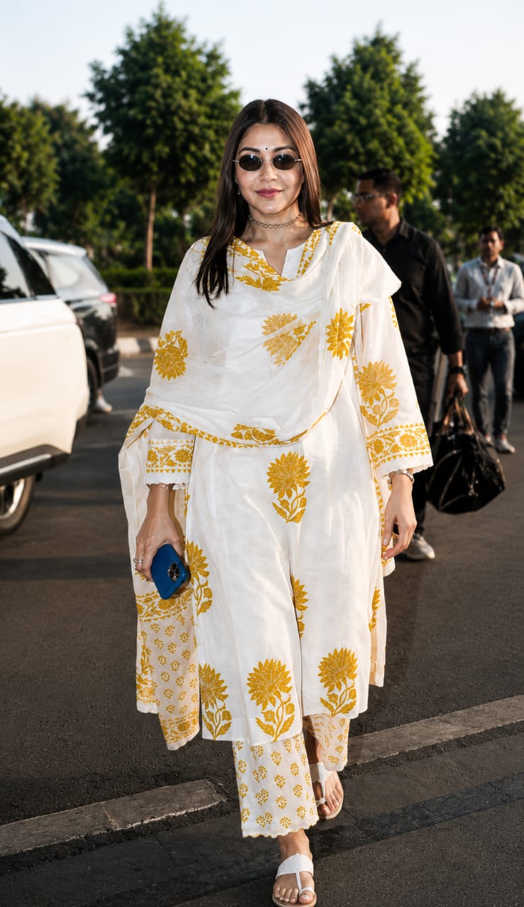 New high demandable dress anushkadress (KS01) (B)
