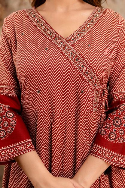 New anarkali kurta set with new style... parrten (PVCRD43)