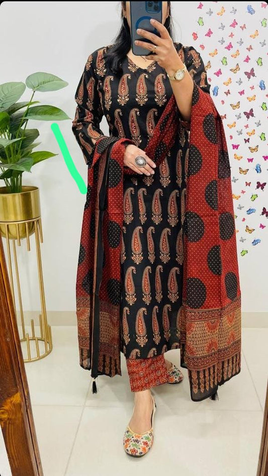 🌹🌹Pure fine Cotton fabric Kurti with Pant with cotton 100-100 Dupatta🌹🌹 (PVCRD51)